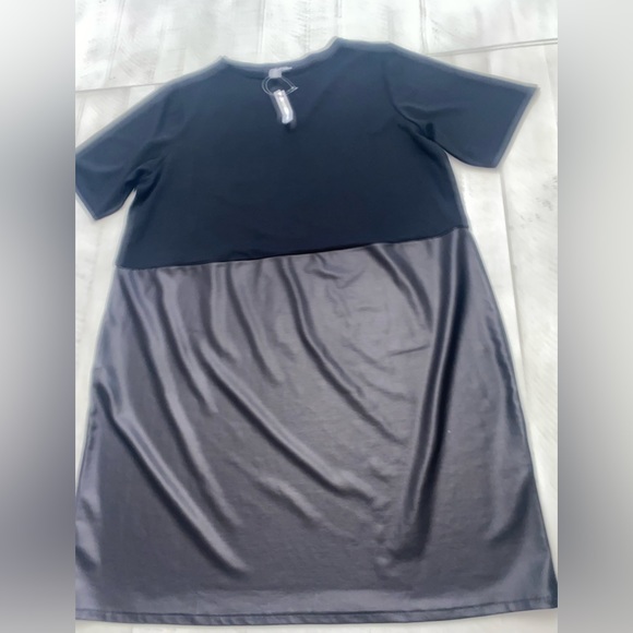 NWT ASOS DESIGN Curve faux leather mix shift dress-size 12 - Picture 4 of 4